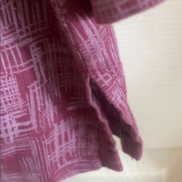 Click by Color me Cotton S burgundy linen pullover top - Picture 4 of 7